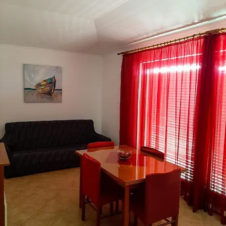 Cepo Apartamento Makarska