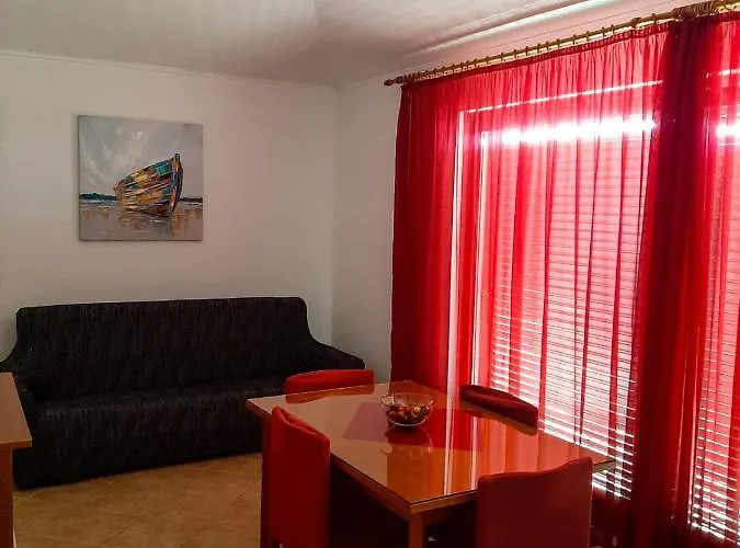 Cepo Appartement Makarska
