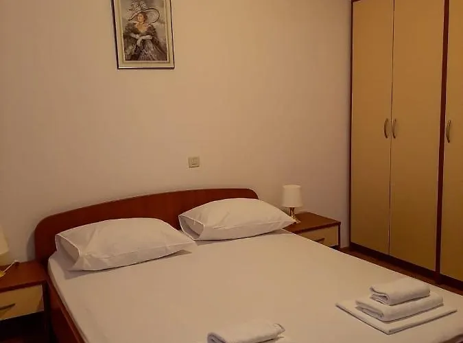 Cepo Apartamento Makarska